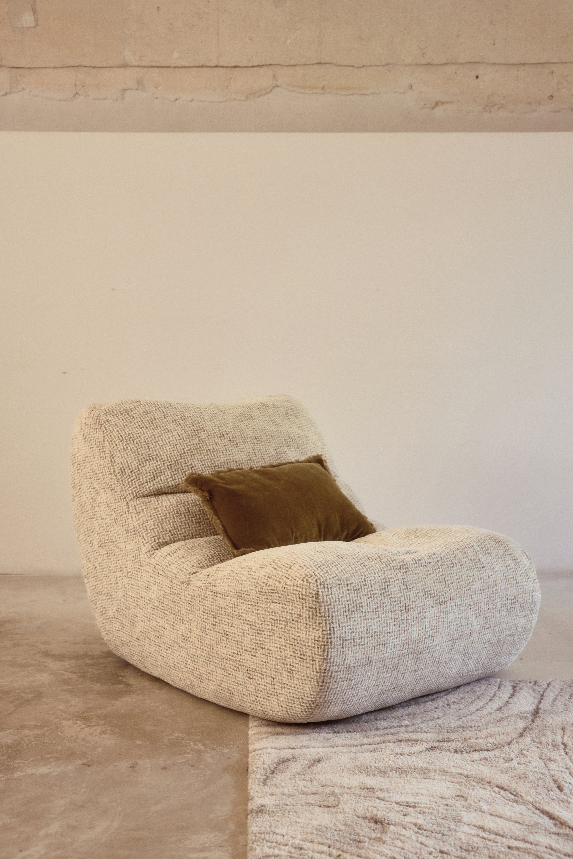 Fauteuil Chill - tweed moucheté beige - vue de face