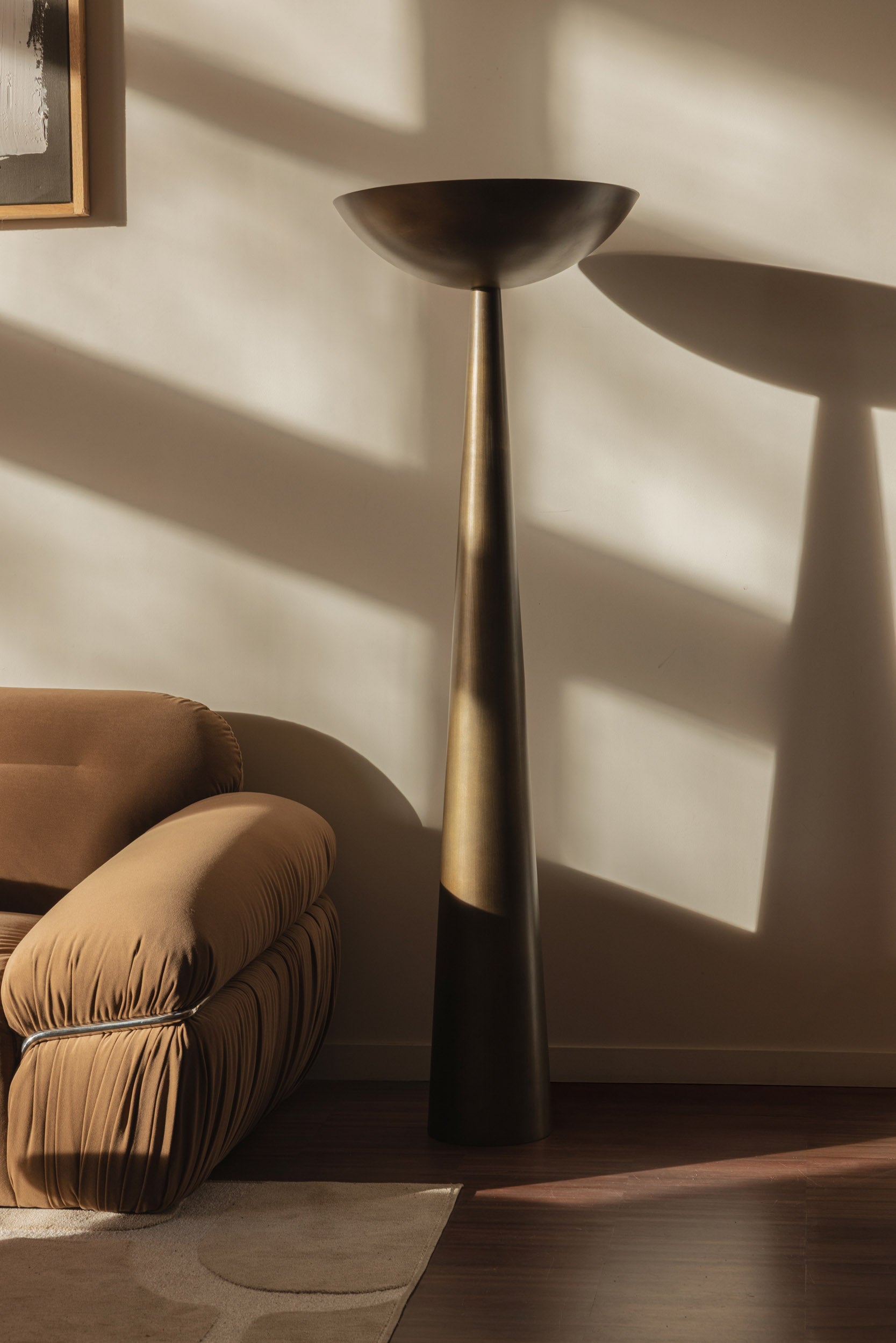canapé éléa et lampadaire olympe nv gallery