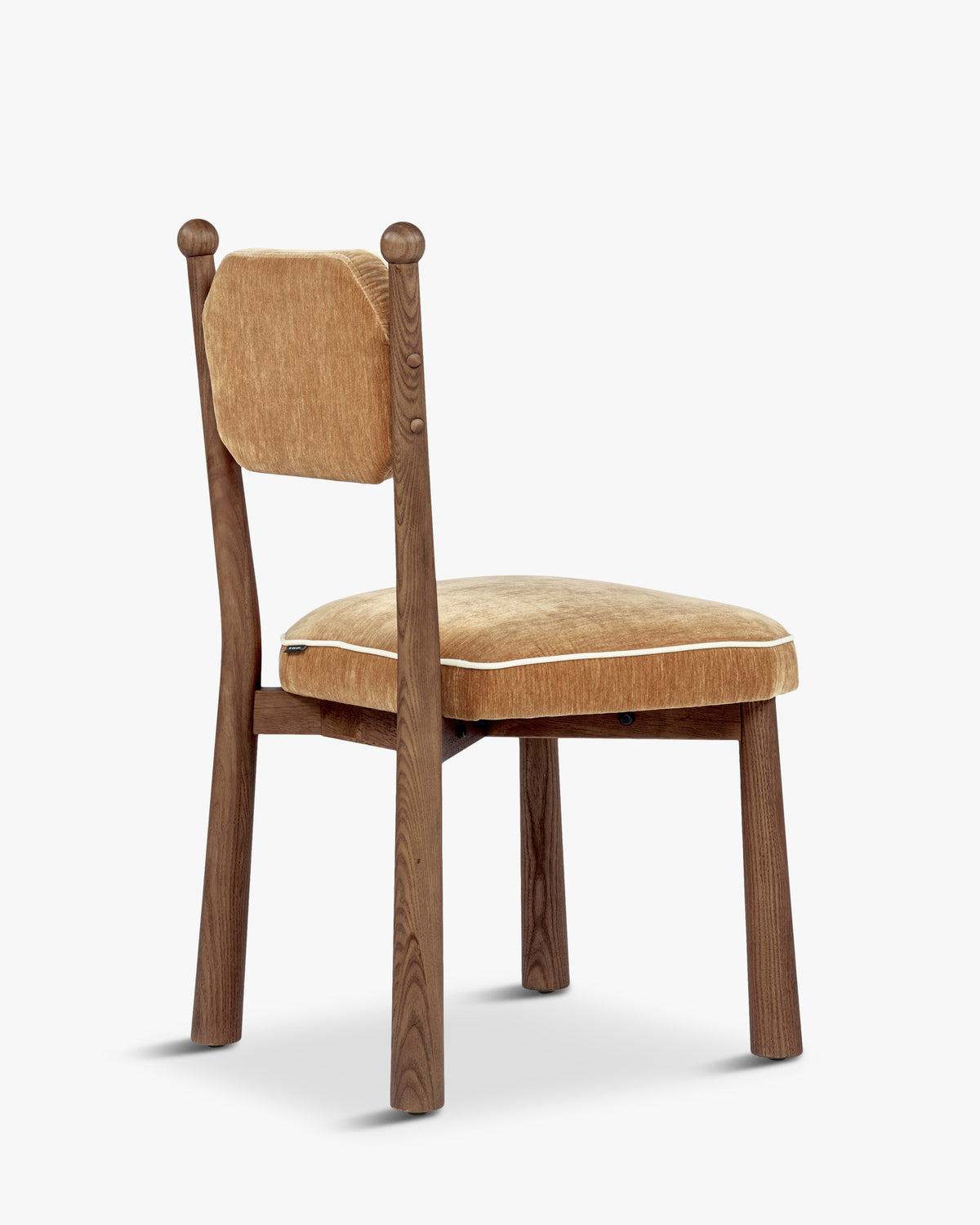 Chaise Anna - velours chenillé camel doré et bois teinté noyer - vue de dos