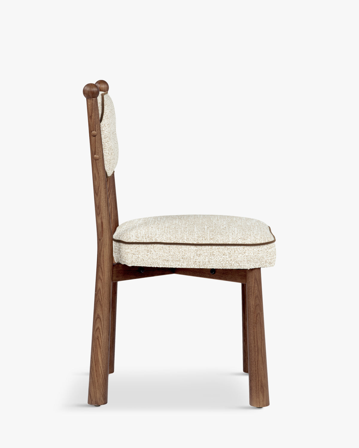 Chaise Anna - tweed écru meringue et bois teinté noyer - vue de profil
