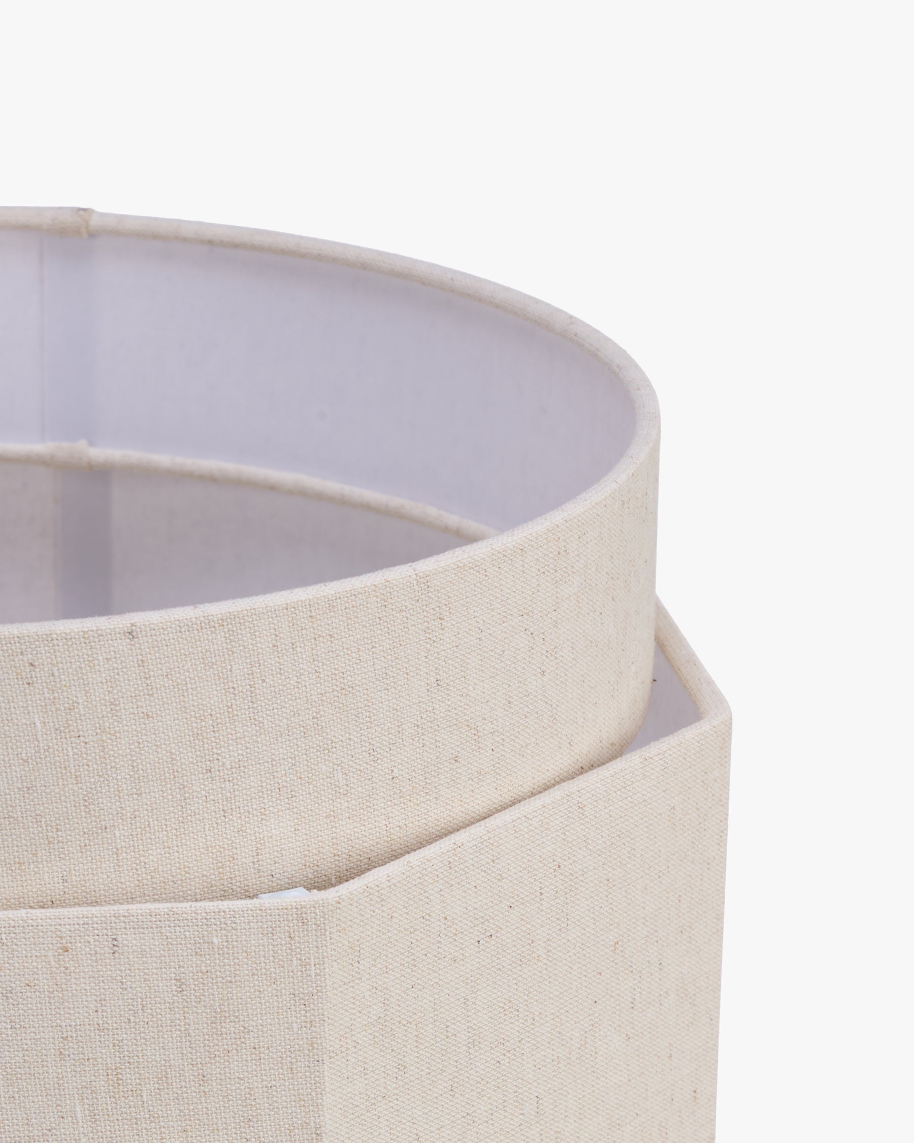 Lampe Mindy - abat-jour lin - intérieur du diffuseur en détail